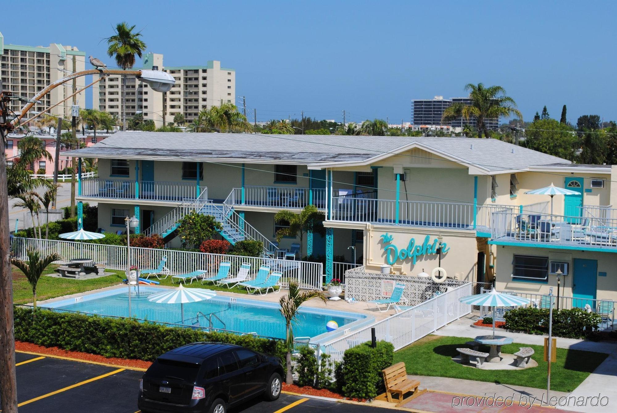 Florida Dolphin Motel St. Pete Beach Bagian luar foto